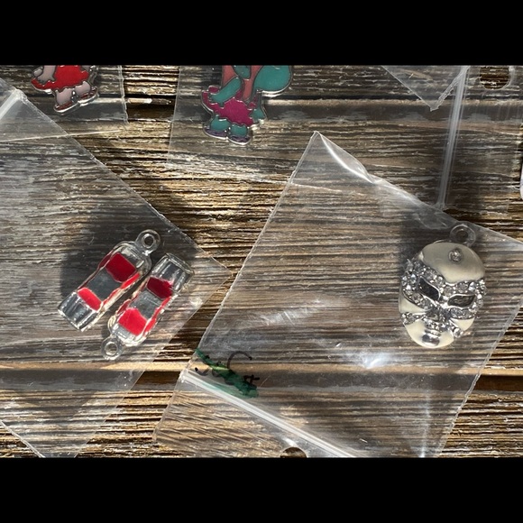 Enamel Charms + Pins Findings - Picture 5 of 7